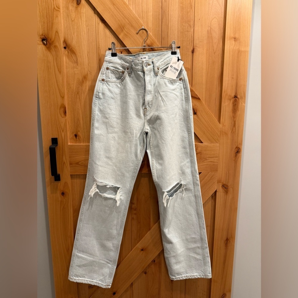 RE/DONE 90’s High Rise Loose Jeans, Size 26 Light Wash Distressed NWT